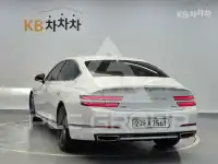 2022 Genesis G80