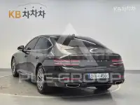 2022 Genesis G80