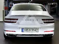 2022 Genesis G80