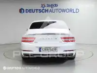 2022 Genesis G80