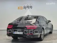 2022 Genesis G80