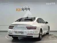 2022 Genesis G80