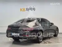 2022 Genesis G80