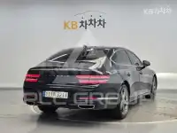 2022 Genesis G80