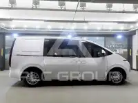 2022 Hyundai Staria