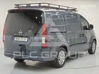 2022 Hyundai Staria