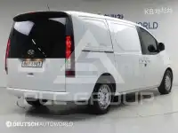 2022 Hyundai Staria