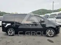 2022 Hyundai Staria