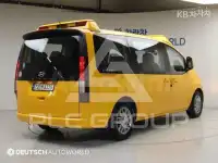 2022 Hyundai Staria