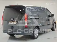 2022 Hyundai Staria