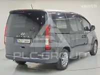 2022 Hyundai Staria