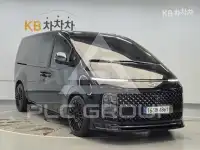 2022 Hyundai Staria