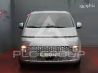 2022 Hyundai Staria