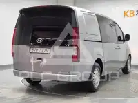 2022 Hyundai Staria