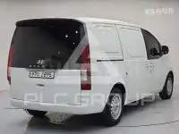 2022 Hyundai Staria