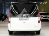 2022 Hyundai Staria