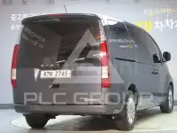 2022 Hyundai Staria