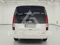 2022 Hyundai Staria