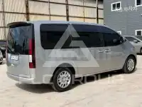 2022 Hyundai Staria