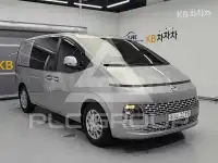 2022 Hyundai Staria