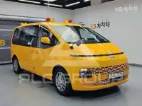 2022 Hyundai Staria