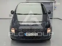 2022 Hyundai Staria