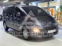 2022 Hyundai Staria
