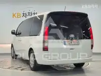 2022 Hyundai Staria