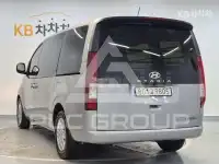 2022 Hyundai Staria