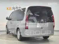 2022 Hyundai Staria