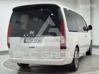 2022 Hyundai Staria