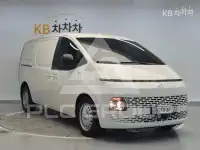 2022 Hyundai Staria