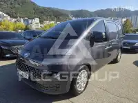 2022 Hyundai Staria