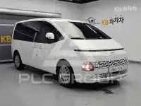 2022 Hyundai Staria