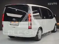 2022 Hyundai Staria