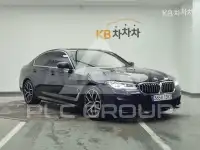 2023 BMW 523
