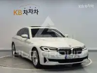 2023 BMW 523
