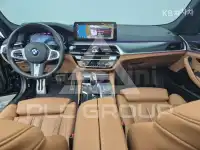 2023 BMW 523