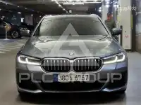 2023 BMW 523