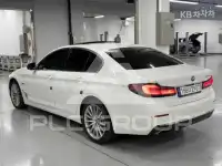2023 BMW 523