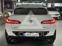 2023 BMW X4