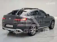 2023 BMW X4