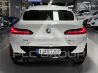 2023 BMW X4