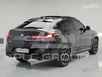 2023 BMW X4