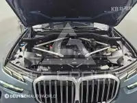 2023 BMW X7