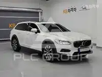 2023 Volvo V90