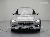 2023 Volvo V60