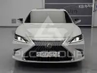 2023 Lexus ES