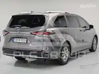 2023 Toyota SIENNA