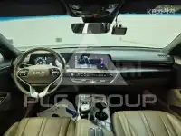 2023 KIA K8